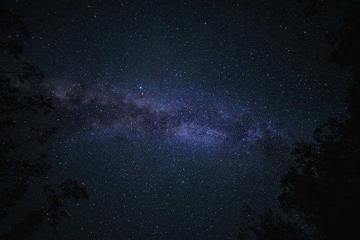 Des astronomes découvrent une planète « survivante » qui ne devrait normalement pas exister