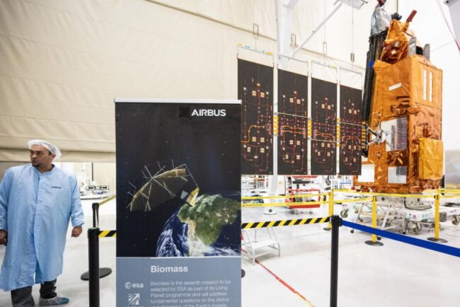 La « vigie des forêts » : suivez en direct le lancement aujourd’hui du satellite européen Biomass depuis Kourou
