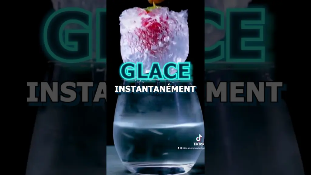 La FRAISE qui GLACE L’EAU !?? #science #experience #eau #education #apprendre #surfusion