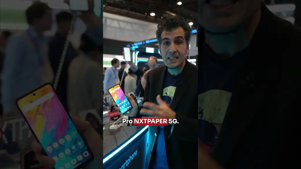 1 smartphone 2 technologies d’écran chez TCL !