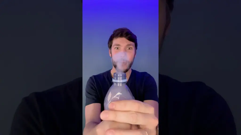 3 trucs incroyables à faire avec une bouteille d’eau #holidayswithyoutube