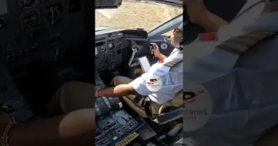 Air Kenya Dash 8