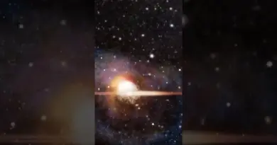 Andromède 4, une galaxie à part entière #espace #univers #galaxies #short #yt