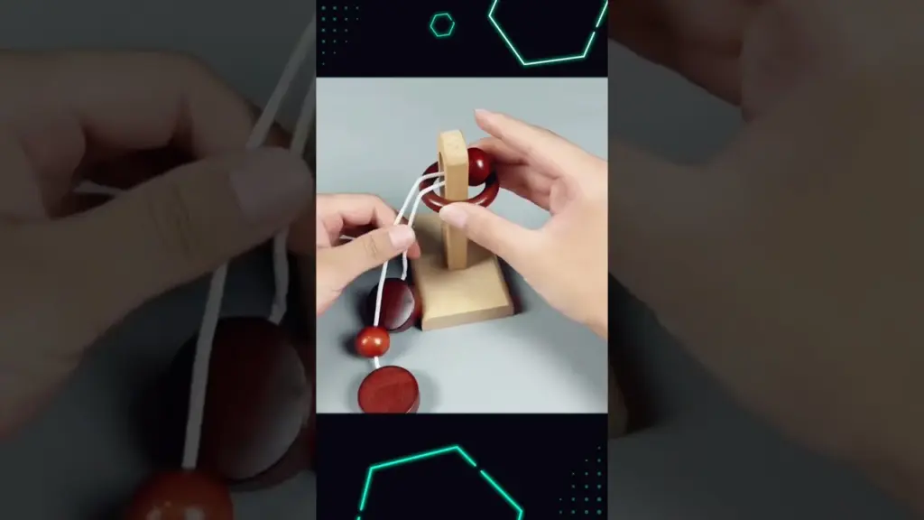 #CasseTêteMath #TopologiePratique #JouetVintage #DéfiMental #ScienceAmusante #Géométrie3D #STIM