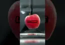 Ce Professeur de Chimie a Tenté une Expérience Bizarre 🍎  (@PhotoOwl)