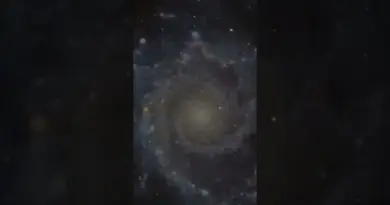Connaissez-vous la galaxie fantôme ? #telescope #univers #jameswebb #documentaire