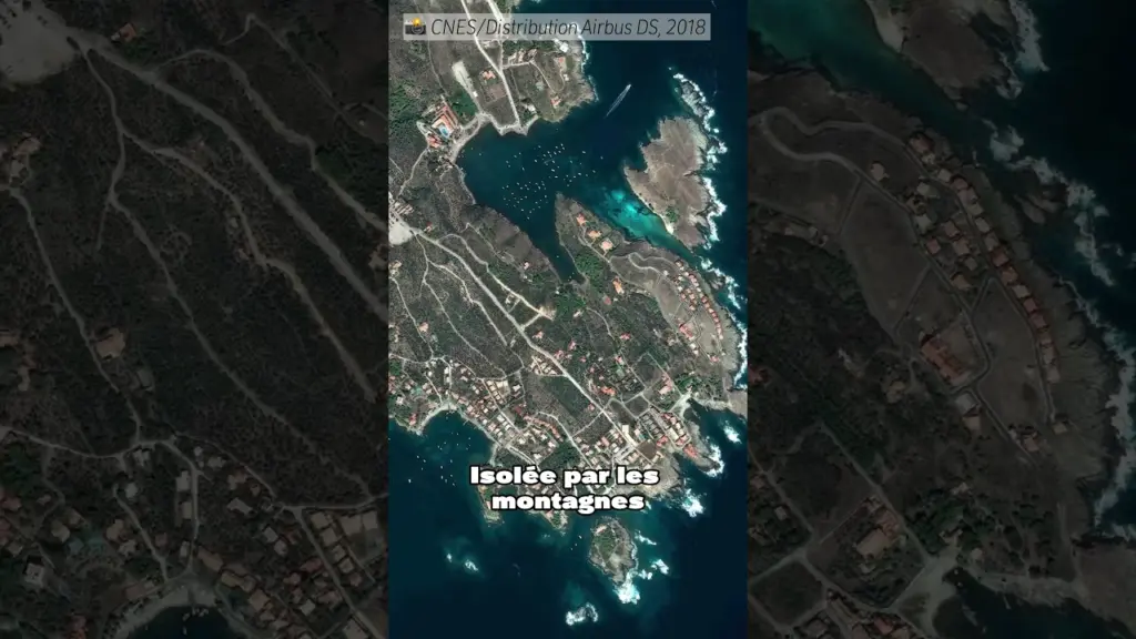 Entre montagnes et littoral, voilà Cadaqués depuis l’espace 🛰️🇪🇸 #HebdomaTerre