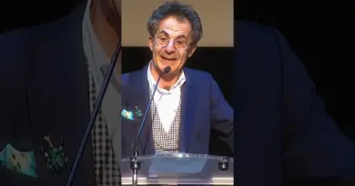 Etienne Klein – La déformation de l’espace Temps #etienneklein #science #gravitation