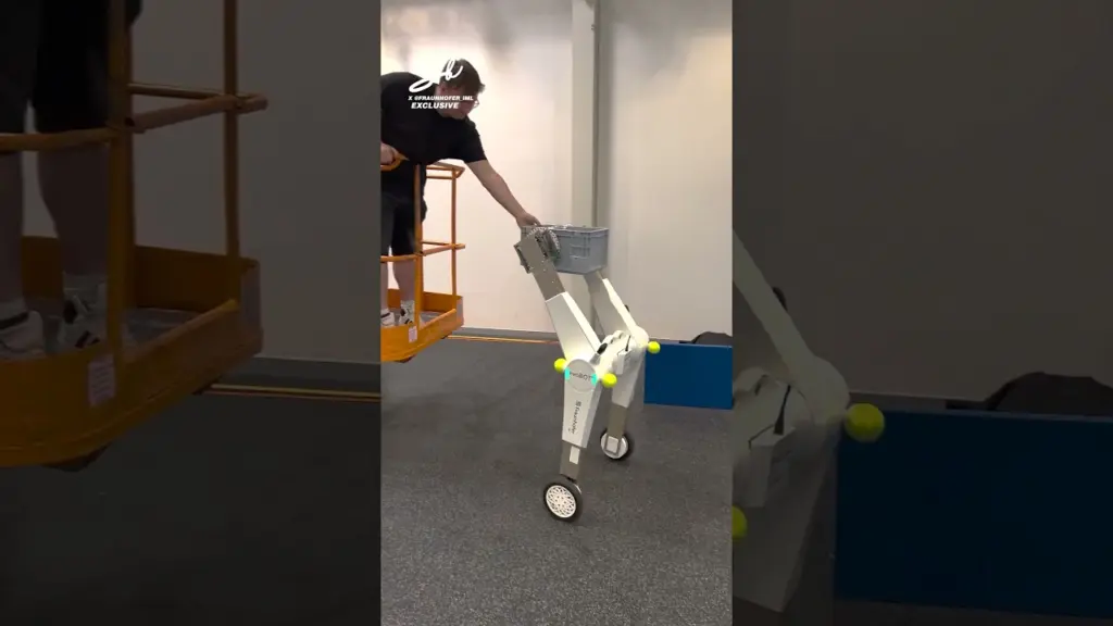 Evobot The Robot Helper! 🔥