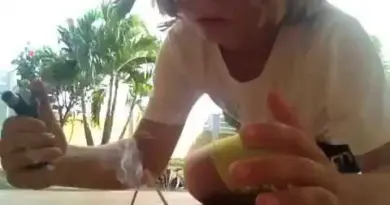 Expérience à la maison petit défi retirer l’allumette sans rien faire tomber