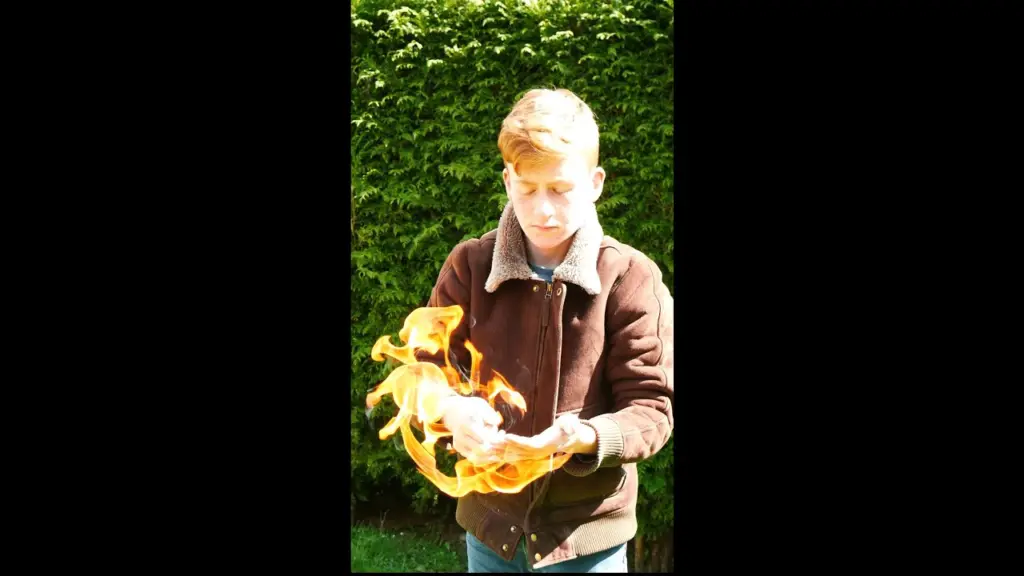 🔥 Expérience facile avec du feu – fire experiments 🔥