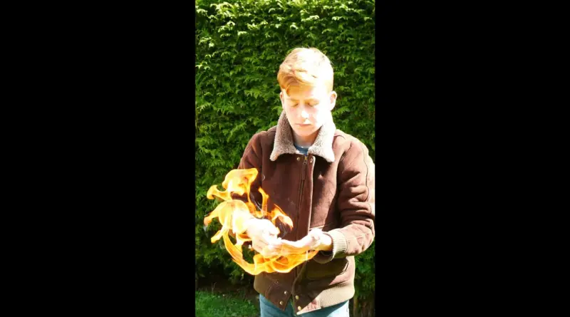 🔥 Expérience facile avec du feu – fire experiments 🔥
