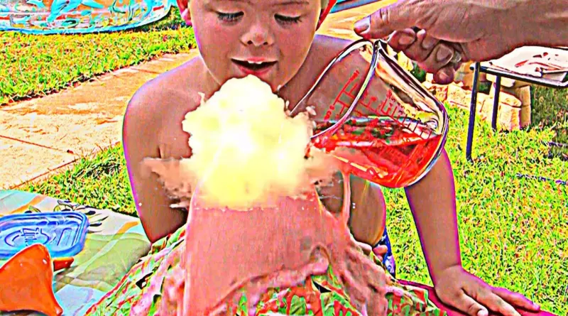 Expériences amusantes pour enfants : fabriquer un volcan. lol :)