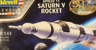 Fusée Saturn V, mission Apollo 11, échelle 1/144 par Revell (50th Anniversary Moon Landing)