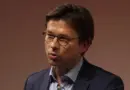 «Humanisme et gratuité» contre «argent et transhumanisme» | Edouard Tetreau | TEDxIssylesMoulineaux