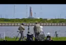 Le décollage de la fusée de la Nasa vers la Lune de nouveau reporté