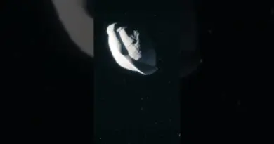 Les lunes de Saturne #documentaire #espace #universe #shorts