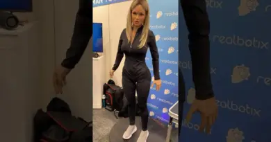 Meet Aria, a 5,000 Robot be Realbotix 🤯