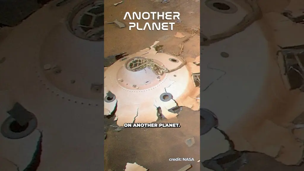 NASA Spot Wreckage on Mars
