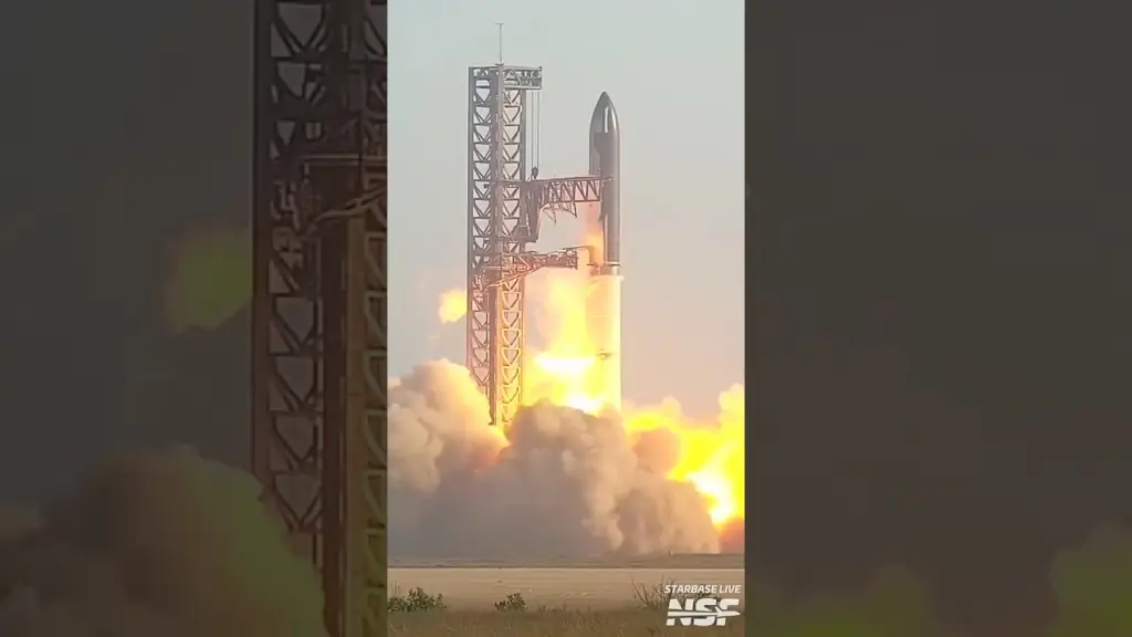 SpaceX Starship Ignites 🚀 World’s Most Powerful Rocket #space #spacex #starship #spaceflight