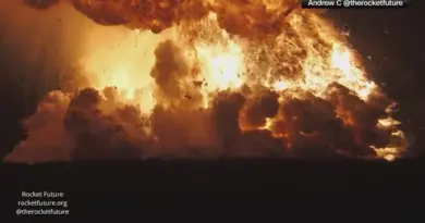 SpaceX Starship rocket explodes on the launch pad in South Texas