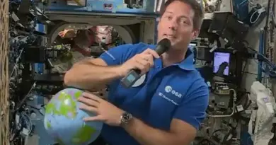 Thomas Pesquet a pris les commandes de la Station spatiale internationale • FRANCE 24