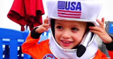 Vlad et Nikita veulent devenir astronautes